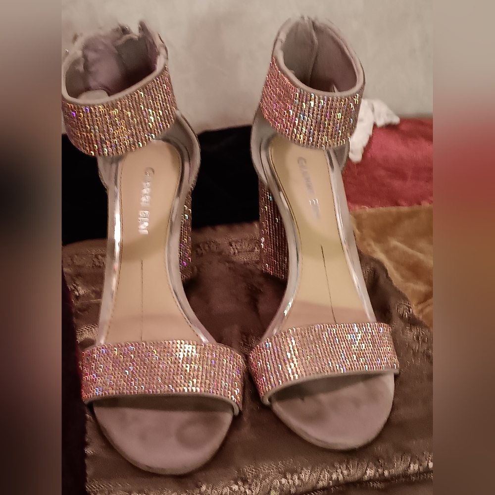 CHECK OUT MY $5 SHOES THROUGHOUT MY CLOSET ×××× SHOES LADIES FORMAL